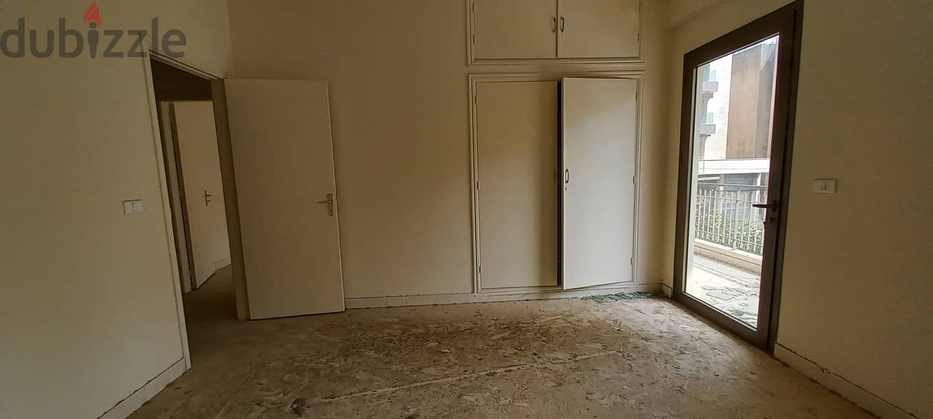 Office in Jal el  Dib of 300 sqm for rentمكتب في جل الديب بمساحة 300 م 5