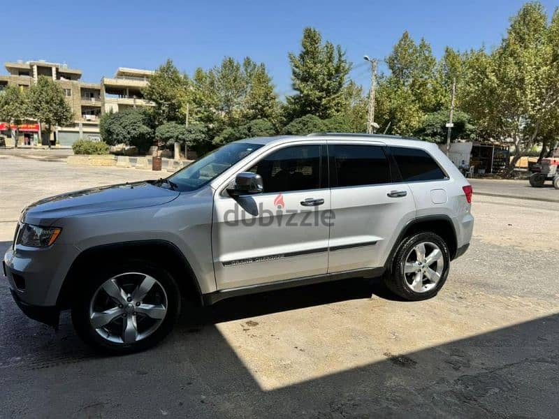 Jeep Grand Cherokee 2011 0