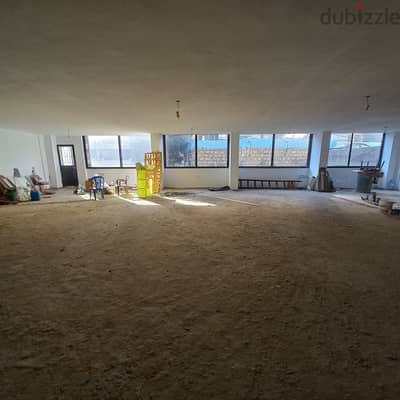 Warehouse of 300sqm in Zalka for rent مستودع بمساحة 300م2 في الزلقا