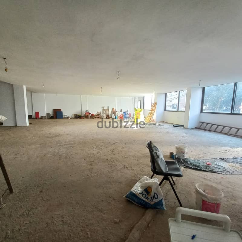 Warehouse of 300sqm in Zalka for rent مستودع بمساحة 300م2 في الزلقا 4