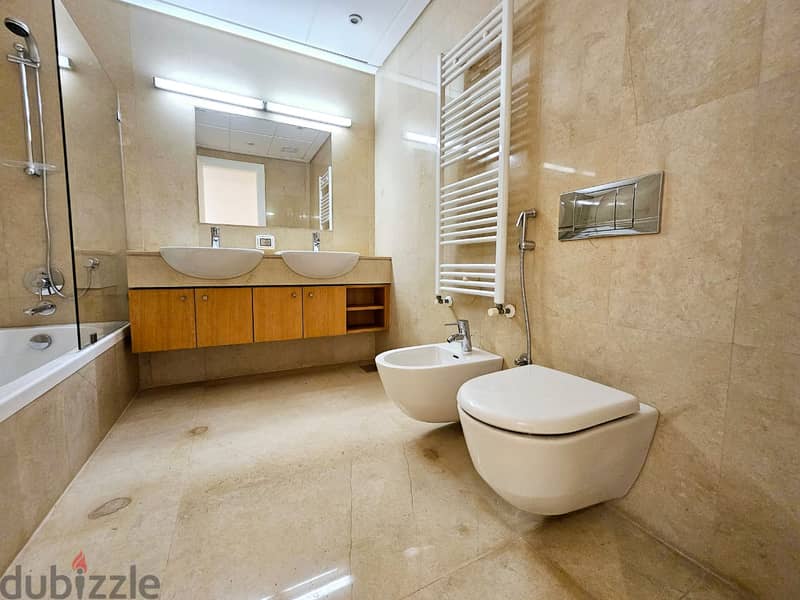 RA24-3700 Super Deluxe Apartment 570m² for Rent in Downtown 11