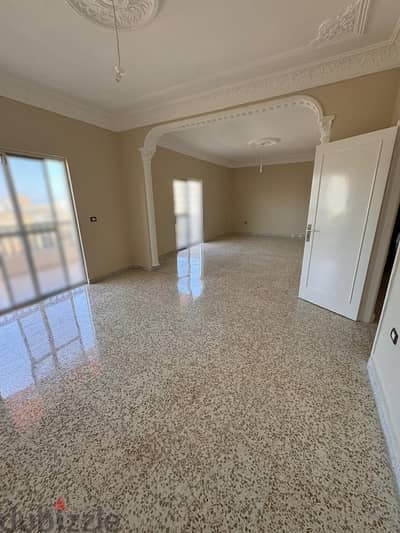 Apartment for sale in Tripoli شقة للبيع في طرابلس