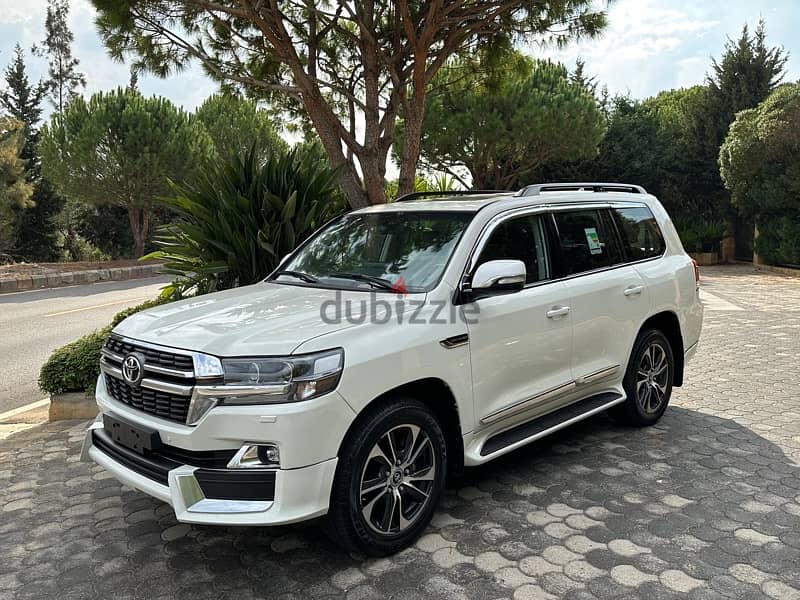 Toyota Land Cruiser 2020 3