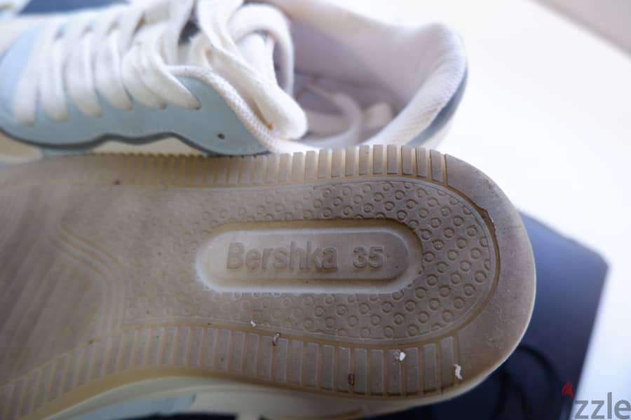 Bershka - Contrast perforated trainers 1