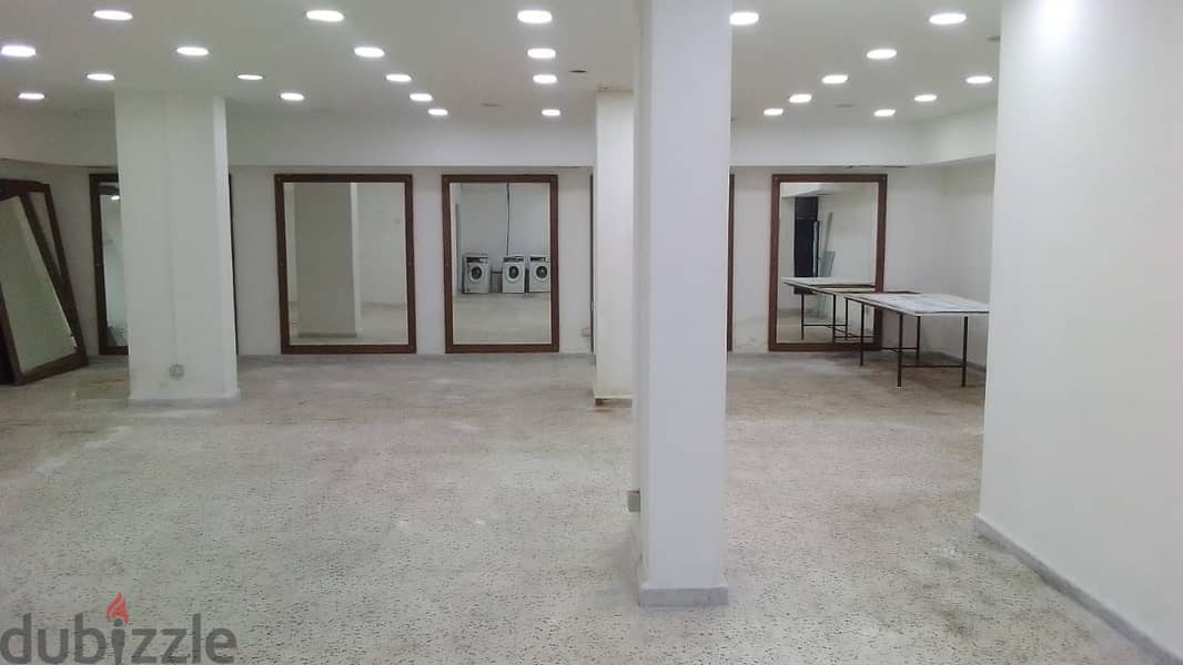 SPACIOUS WAREHOUSE IN ACHRAFIEH PRIME (200SQ) , (ACR-602) 1