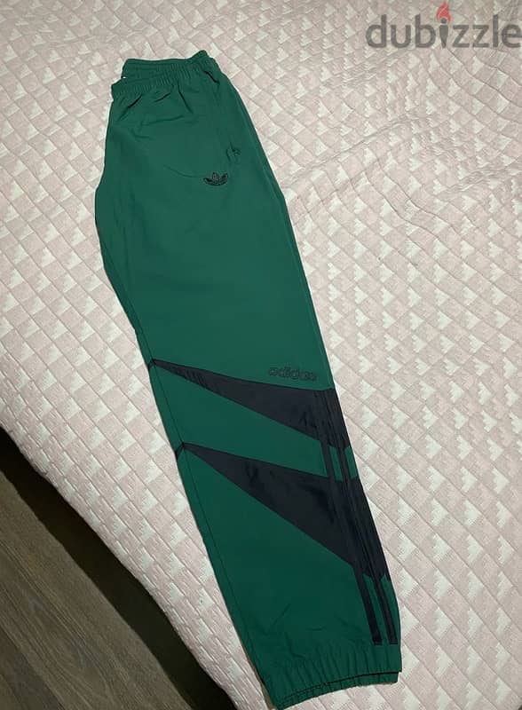 Adidas track pants size small 0