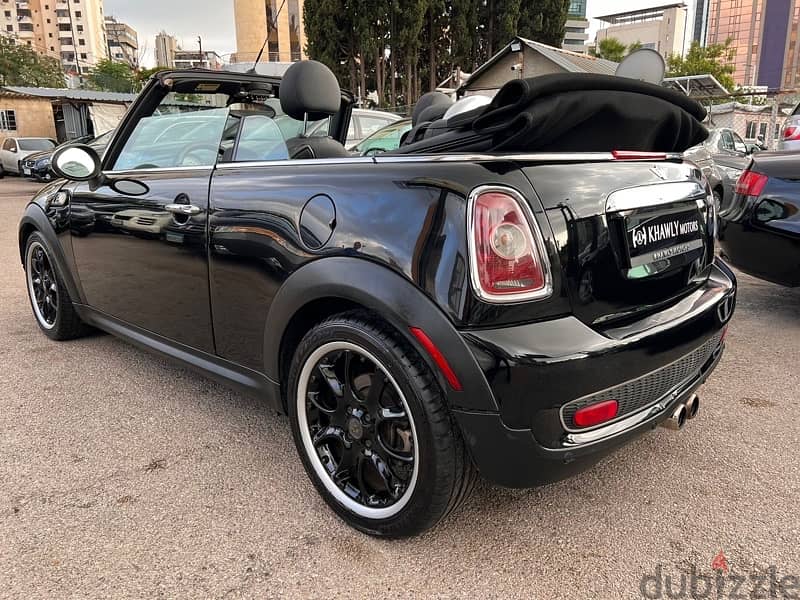 MINI Cooper S Convertible 2010 10