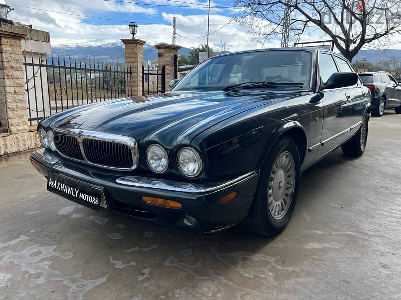 Jaguar XJ6 model 1999 company source 1