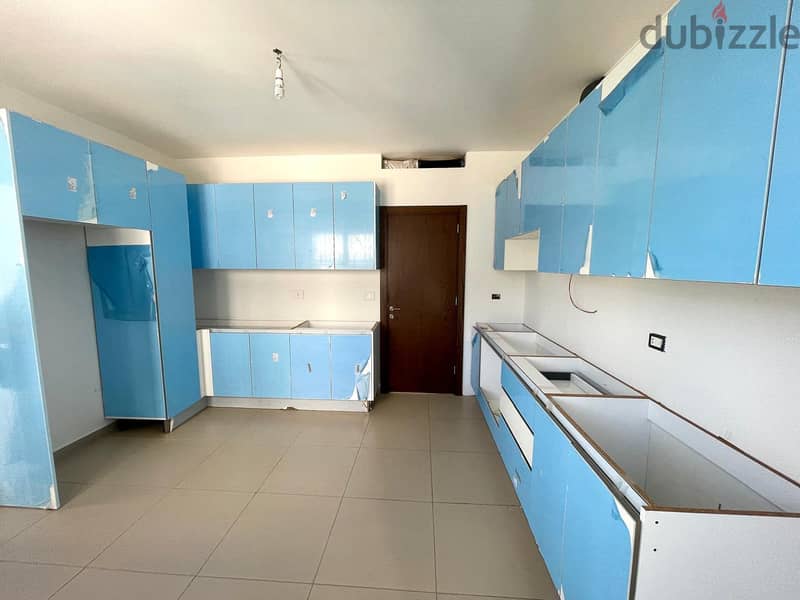 RWK159CN - 200 SQM  Amazing Apartment For Sale In Adma 5