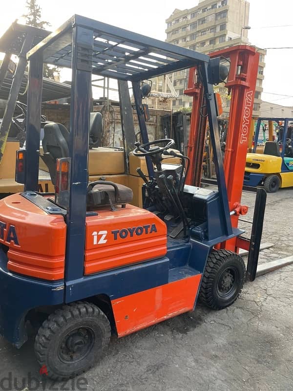 سكتريك forklift 1