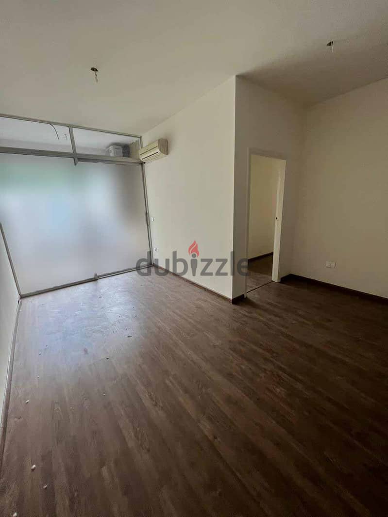 SPACIOUS OFFICE IN ACHRAFIEH PRIME (100SQ) , (ACR-738) 0