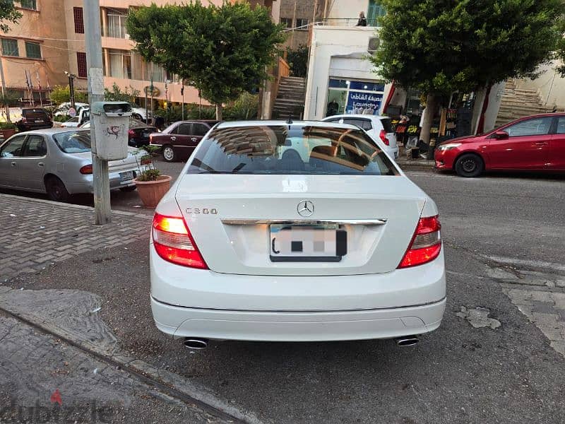 Mercedes-Benz C-Class 2009 4