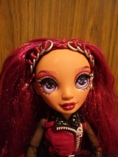 MILA BERRYMORE RAINBOW HIGH OMG BIGGER Great doll +Own wear+Own Boots. 3