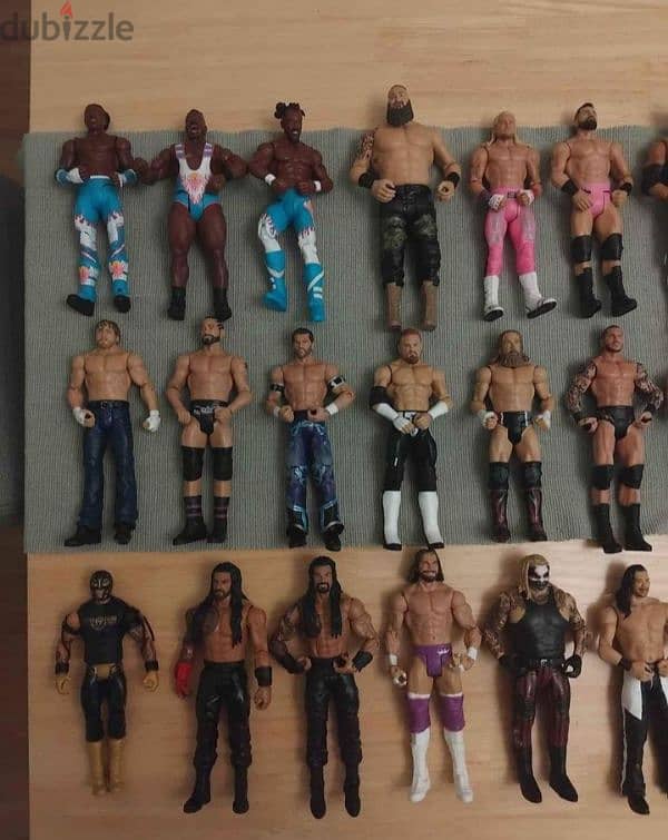 WWE Bundle (60 Original Action Figures + 1 Belt) 0