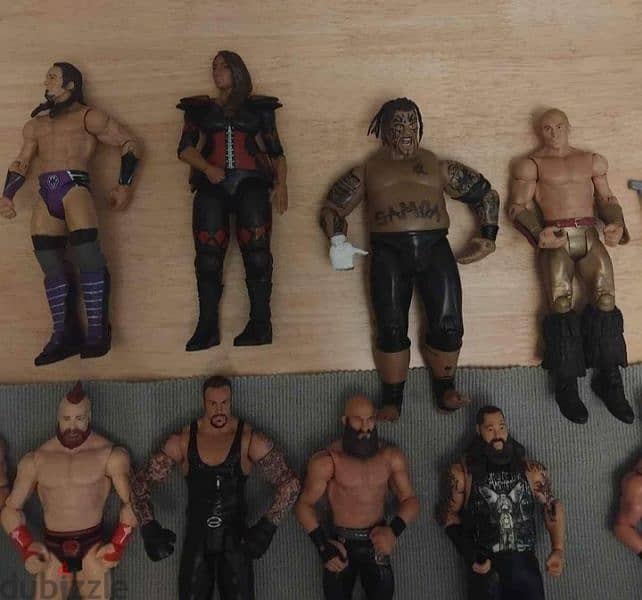 WWE Bundle (60 Original Action Figures + 1 Belt) 3