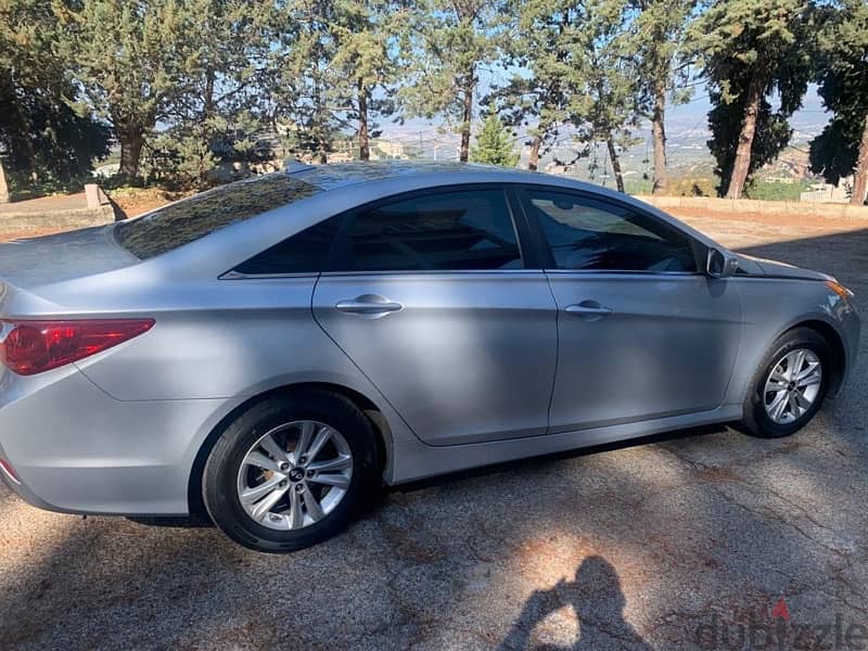 Hyundai Sonata 2014 4