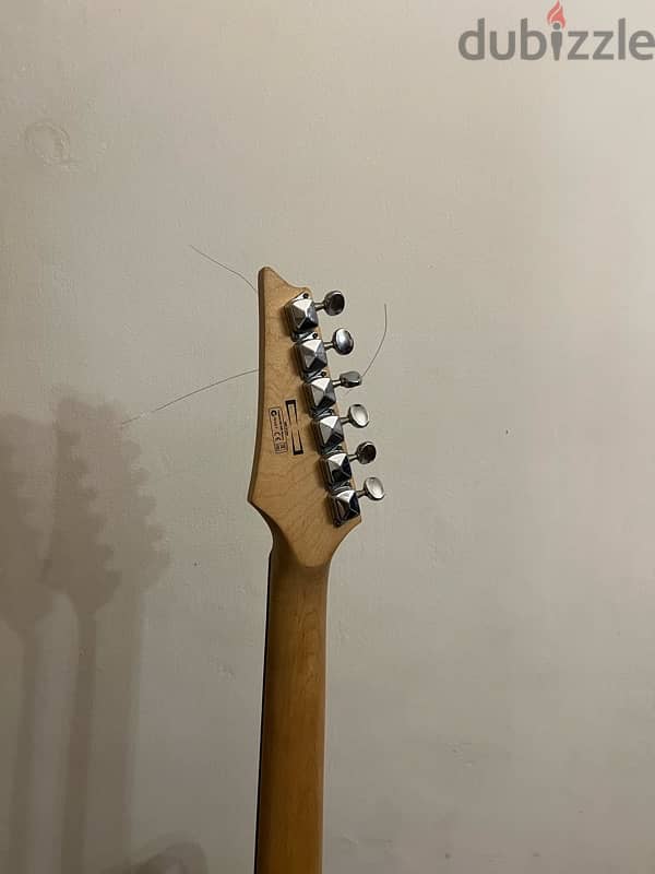 Ibanez electric guitar 4