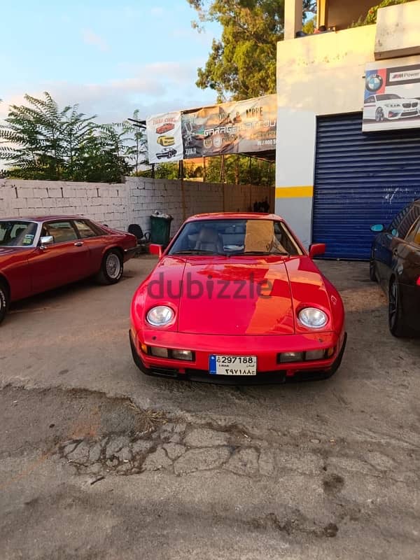 Porsche 928 1981 5