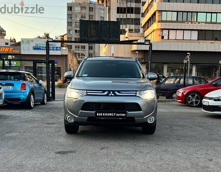 Mitsubishi Outlander 2014 1