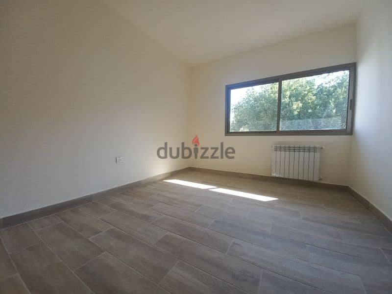 A 300m2 apartment with a sea and city view for sale in Beit Mery 3