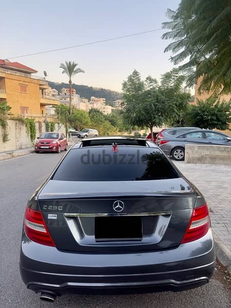 Mercedes-Benz C250 Coupe 4