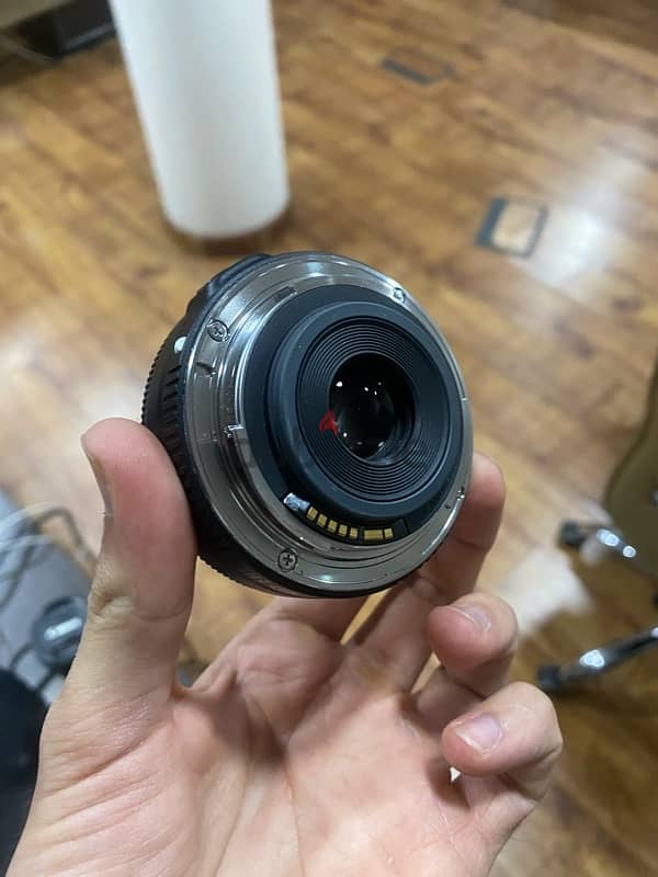 canon 24mm f2.8 pancake lens only 80$ 1