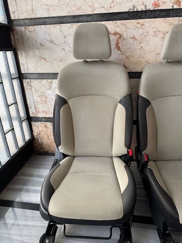 Subaru Xv Seats 4