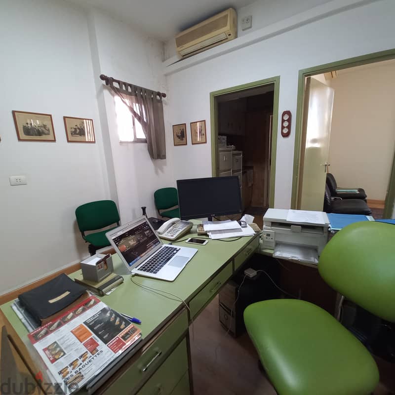 Furnished or not office for sale in Jal el dibمكتب مفروش أو غير مفروش 8