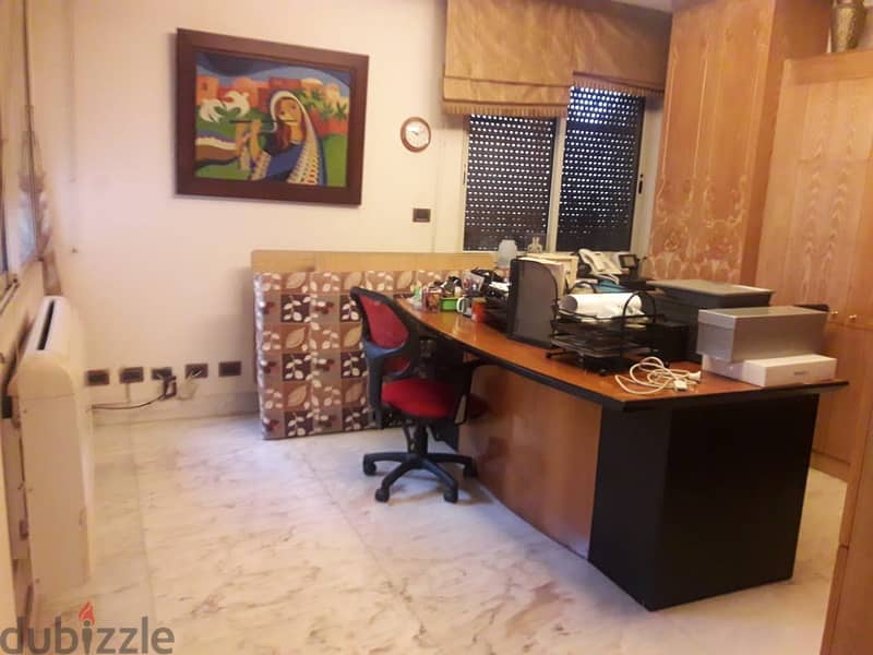 RA24-3702 Elegant Apartment 250 m² for Sale in Clemenceau, Beirut 7