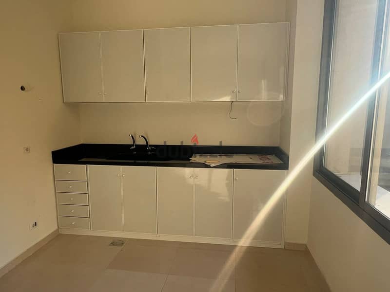 SHORT TERM RENTAL IN ACHRAFIEH PRIME (130SQ) 2 BEDROOMS , (ACR-746) 4