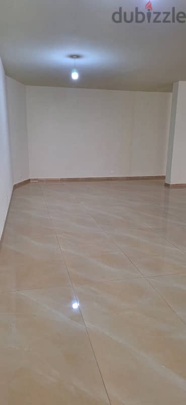 Commercial space for rent in the Sabtieh 10