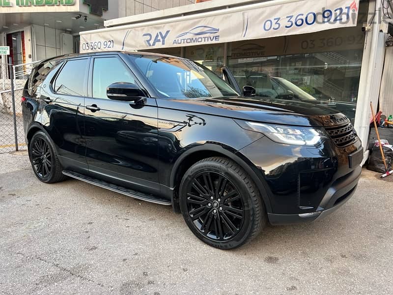 Land Rover Discovery 2017 1