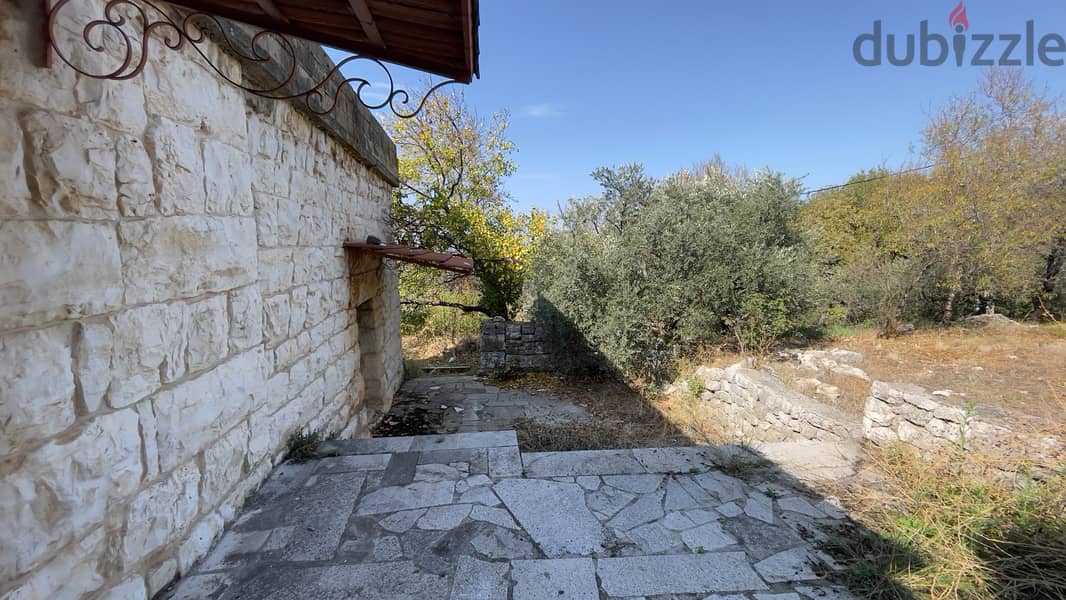 RWB195CA - Traditional lebanese private house for sale in Beit Hebbak 1