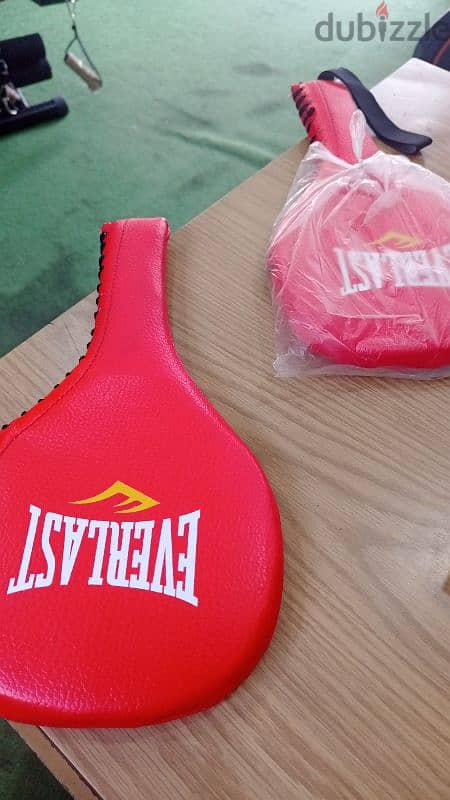 Boxing Pads Gloves Chin guard Head gear and more 03027072 GEO SPORT EQ 0