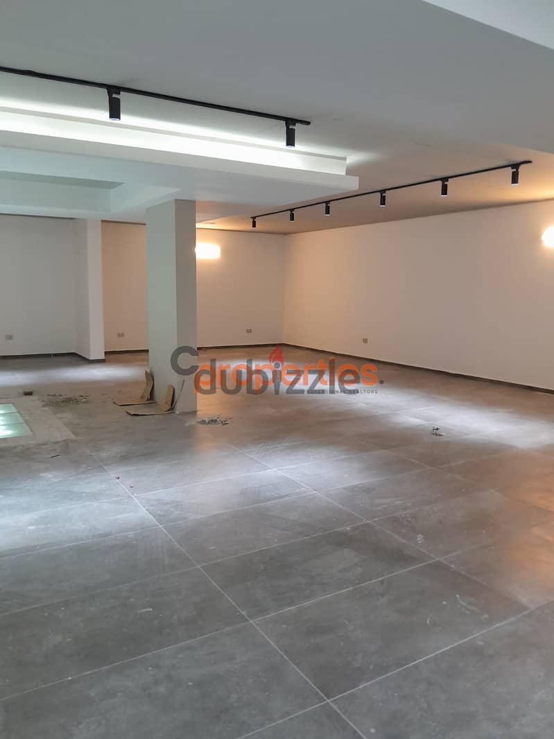 Modern Spacious Show room in Dekwaneh CPEBK16 3