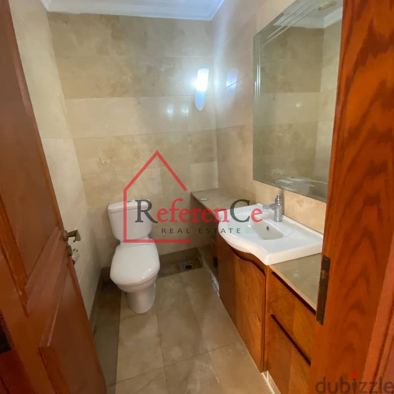 Prime Apartment for sale in Gemmayzeh شقة مميزة للبيع في الجميزة 6