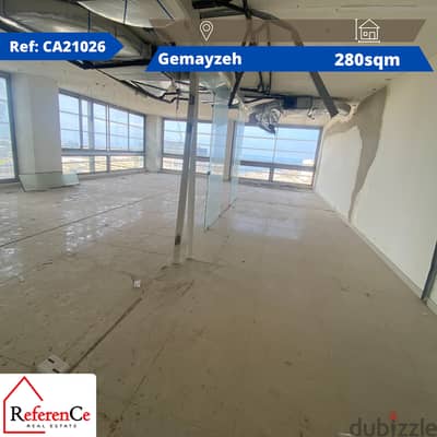 Shop for rent in Gemmayzeh محل للايجار في الجميزة