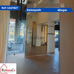 Shop for rent in Gemayzeh 0