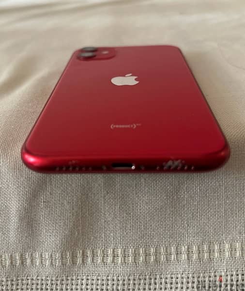 Iphone 11 64GB RED COLOR 2