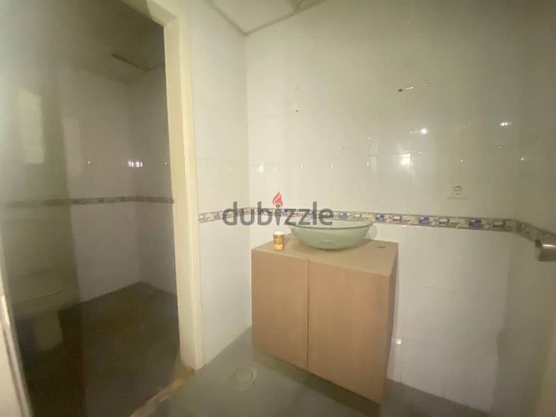 Office of 4 units for Rent in Zouk Mosbeh -  للايجار مكتب في زوق مصبح 4