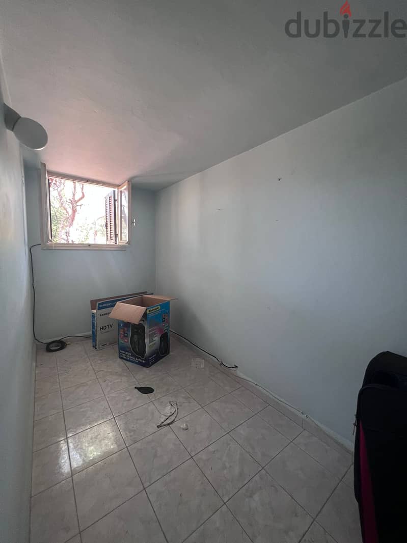 Aparmtent for sale in Baabdat شقة للبيع في بعبدات 8