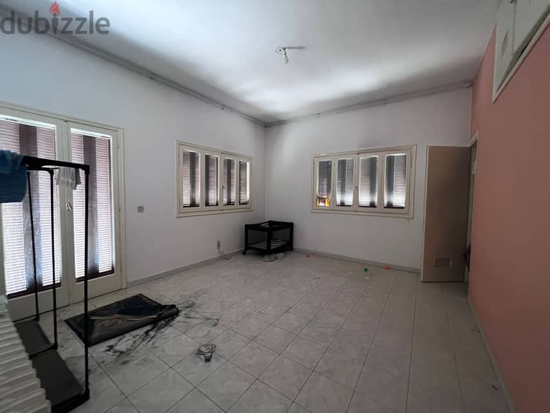 Aparmtent for sale in Baabdat شقة للبيع في بعبدات 13