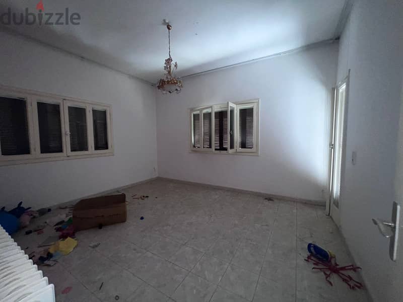 Aparmtent for sale in Baabdat شقة للبيع في بعبدات 16