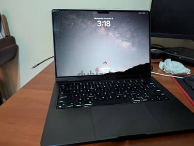 MacBook M3 Pro 14" (100% battery health)