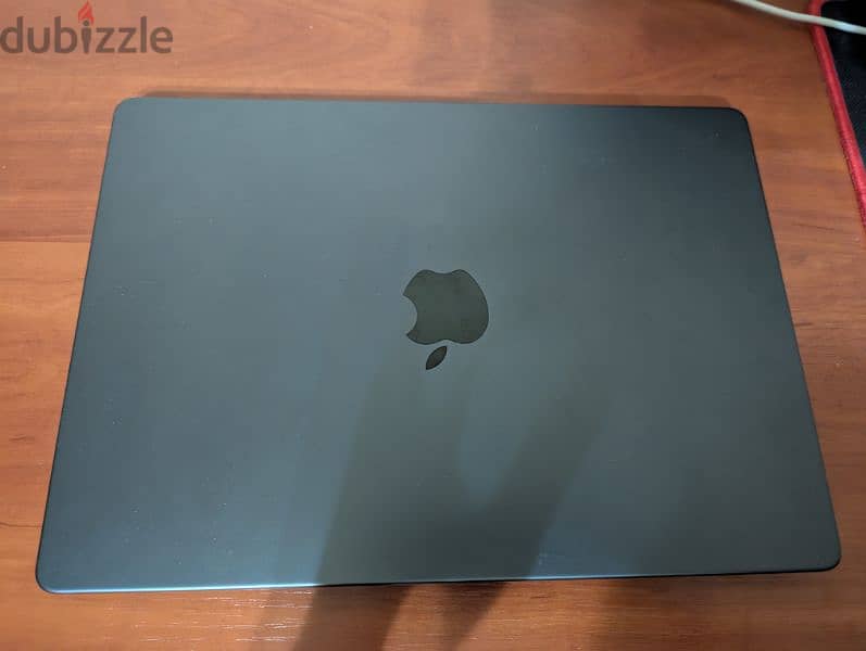 MacBook M3 Pro 14" (100% battery health) 1