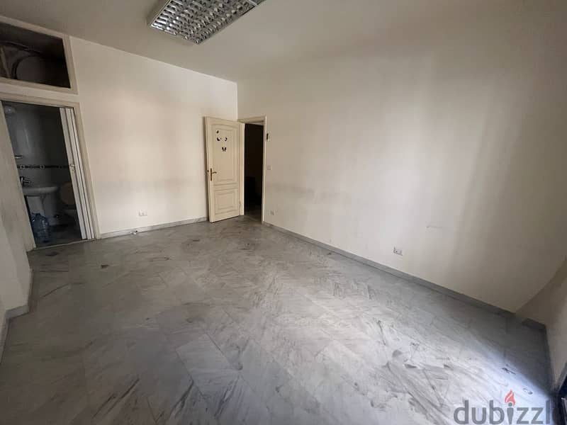 New Office For sale In Mar Elias مكتب جديد للبيع في مار الياس 9