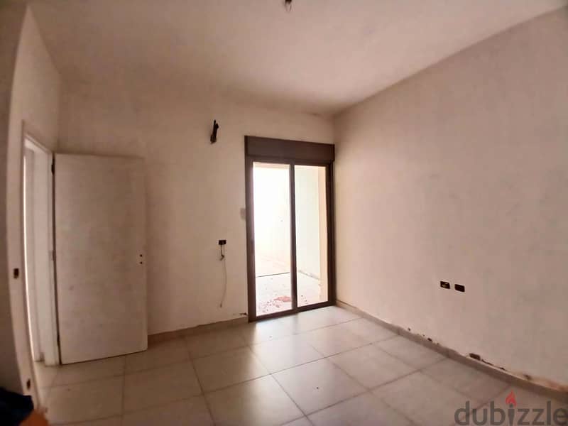 L16387-Spacious Apartment With Terrace For Sale in Kornet Chehwan 2