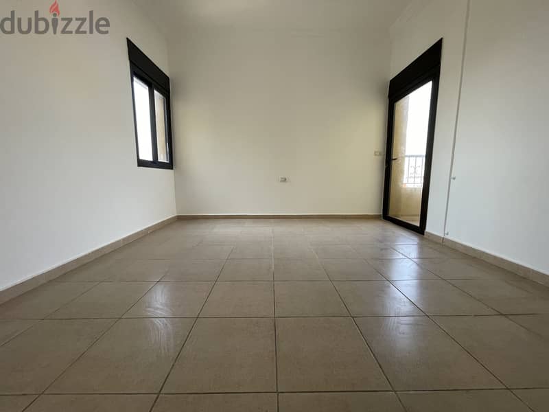 140SM Apartment For Sale In Zouk Mikaelشقة للبيع في زوق مكايل#RK109626 6