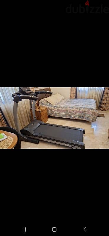 TR-800 Sports master treadmill 1