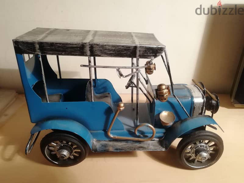 Retro style diecast hand made metallic car 20*10 cm 3